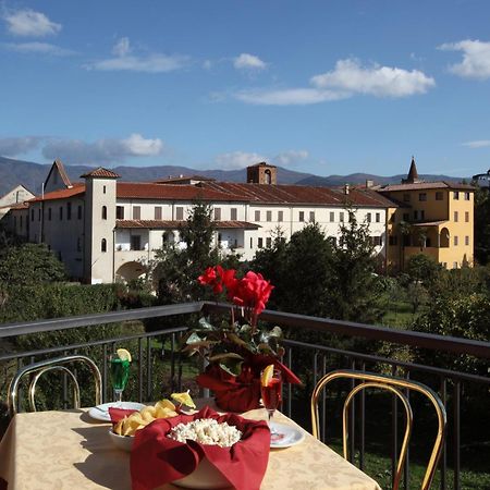 Hotel PRime Pistoia Esterno foto