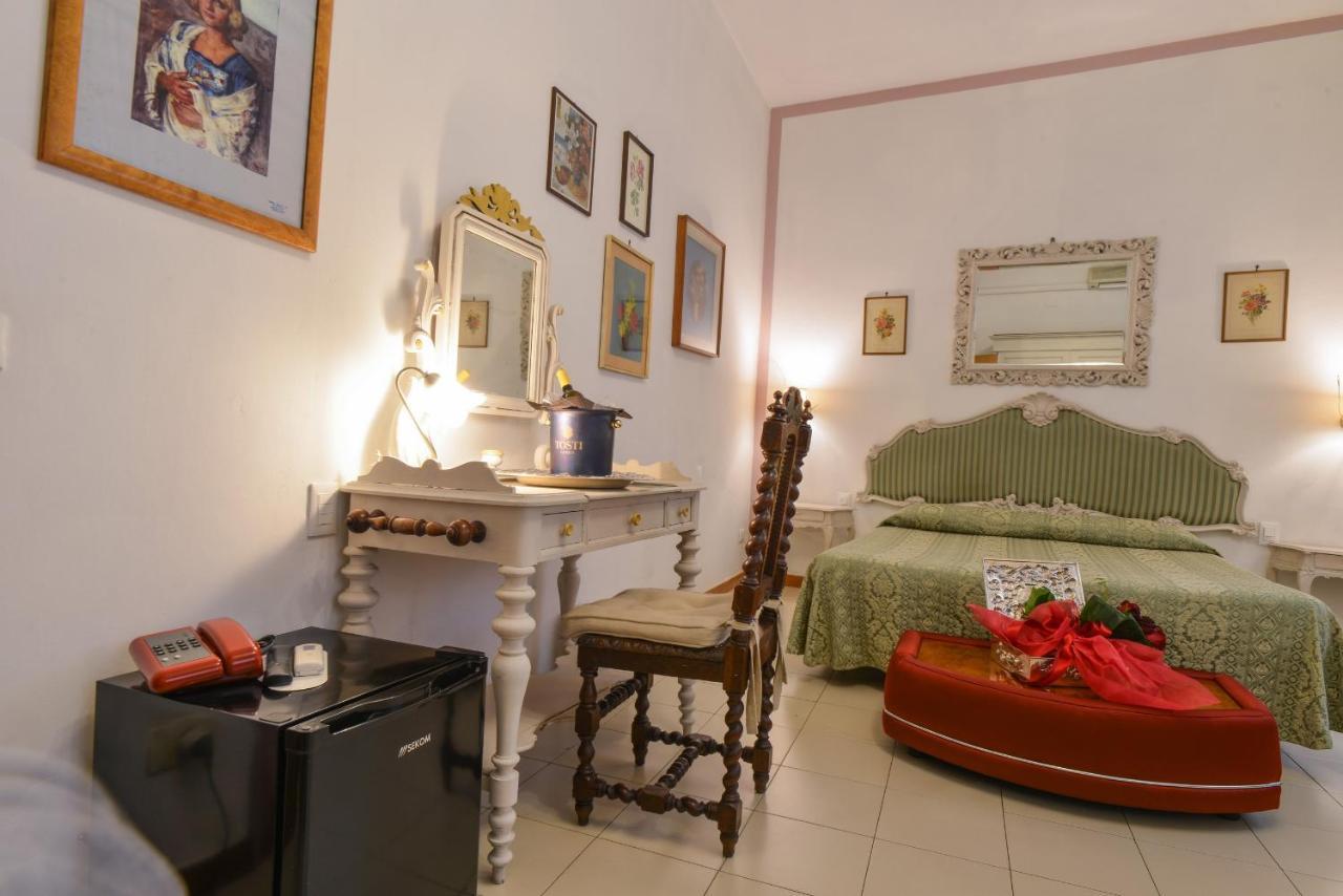 Hotel PRime Pistoia Esterno foto