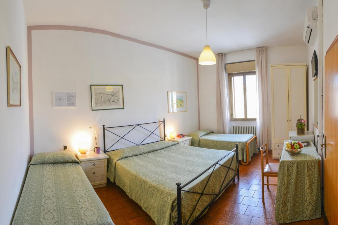 Hotel PRime Pistoia Esterno foto
