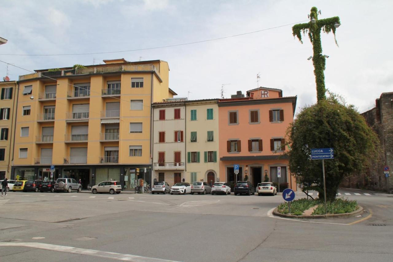 Hotel PRime Pistoia Esterno foto