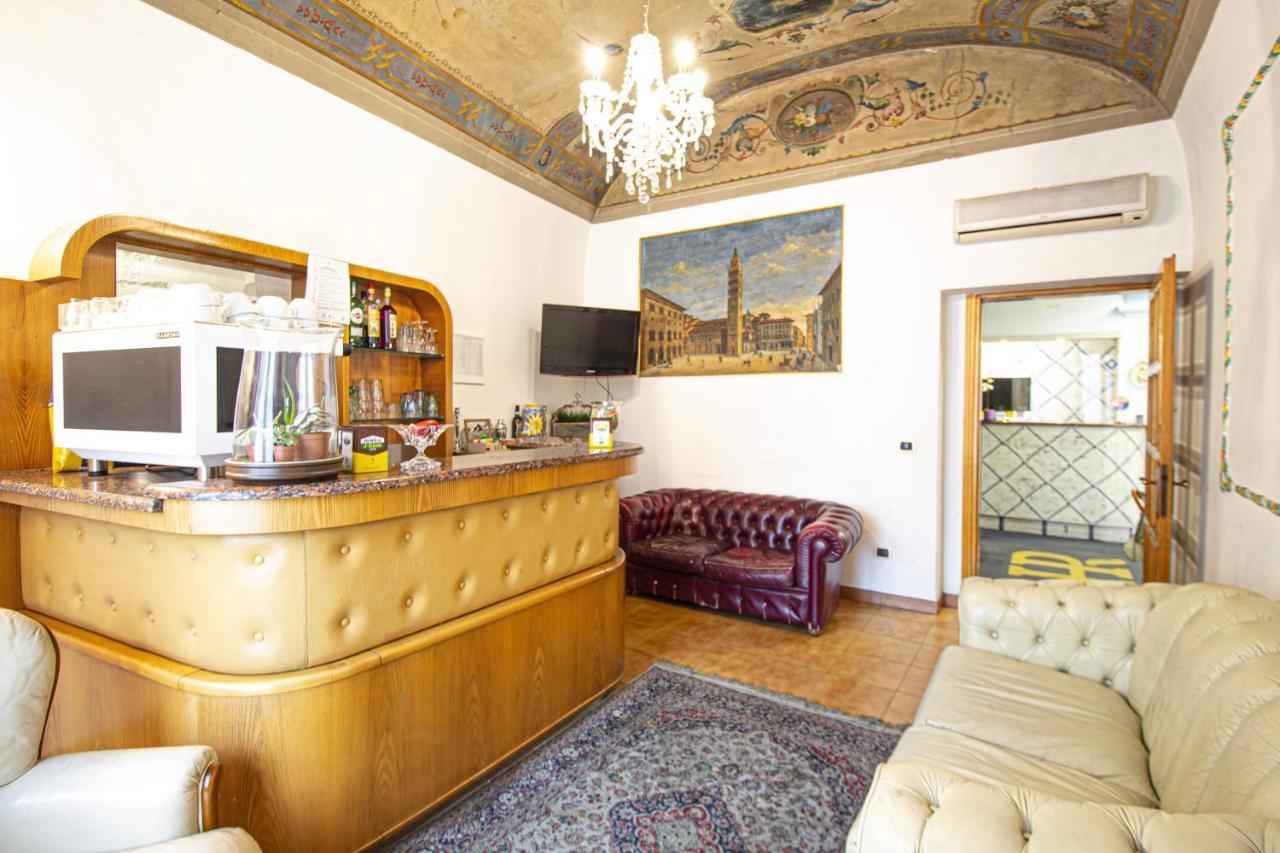 Hotel PRime Pistoia Esterno foto