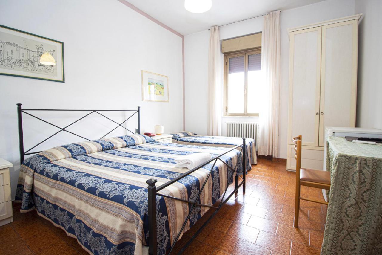 Hotel PRime Pistoia Esterno foto