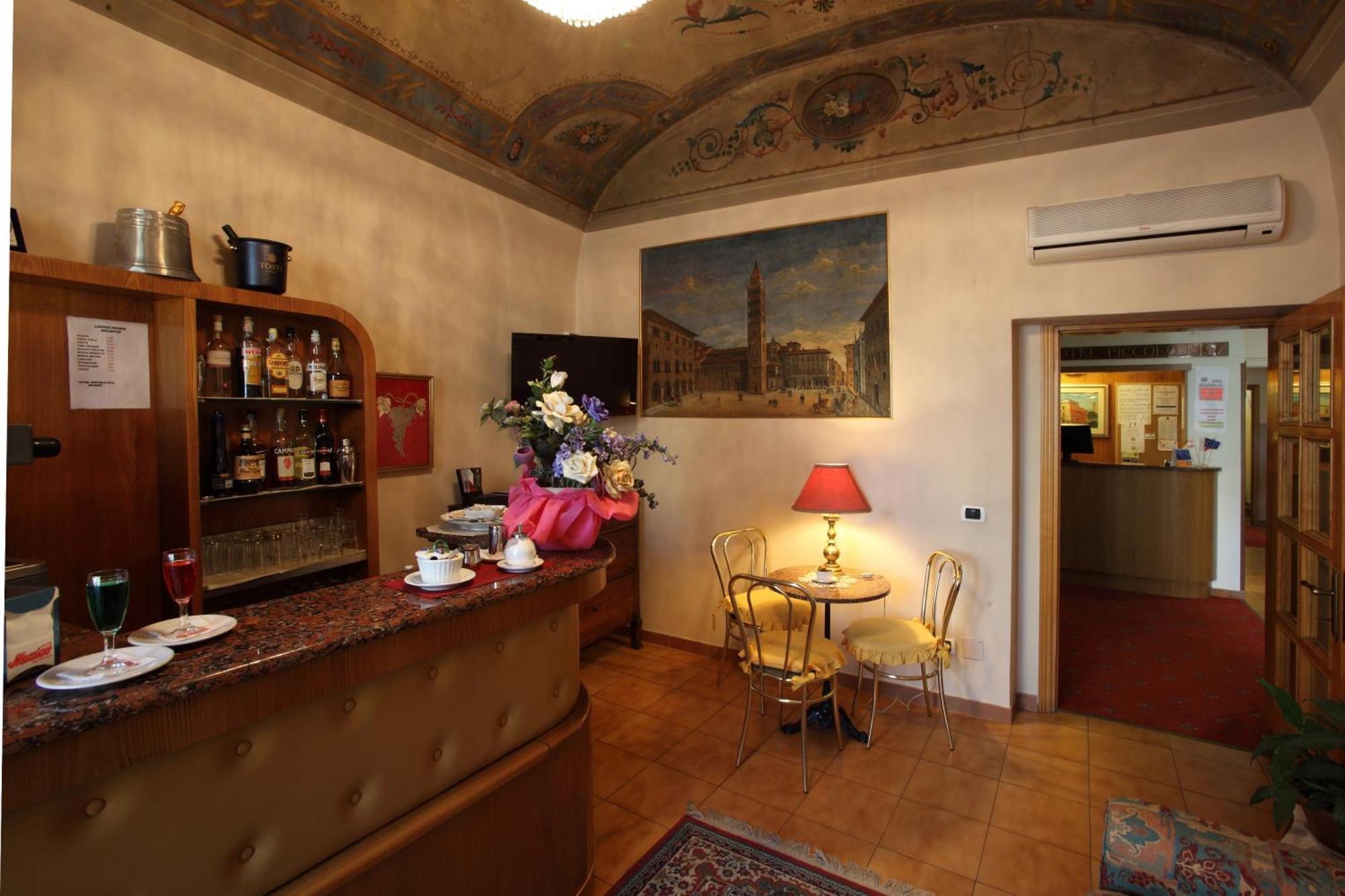 Hotel PRime Pistoia Esterno foto